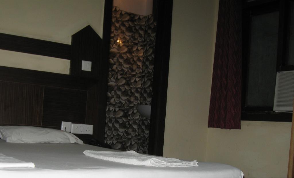 Hotel S B Inn Nuova Delhi Camera foto